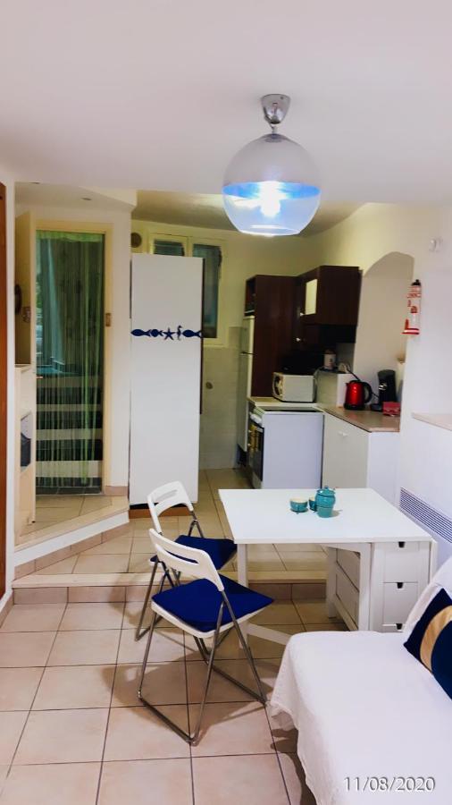 Joli Appart 29M2 En Vieille Ville Menton 2 Mins De La Mer 외부 사진